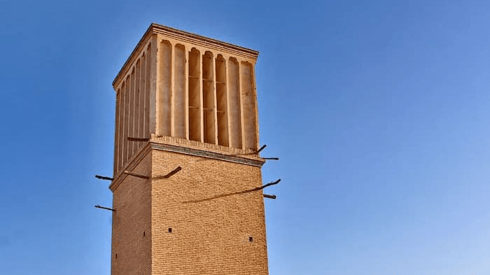 قمرود؛ روستایی که بادگیرش تاریخ را زنده نگه داشته است