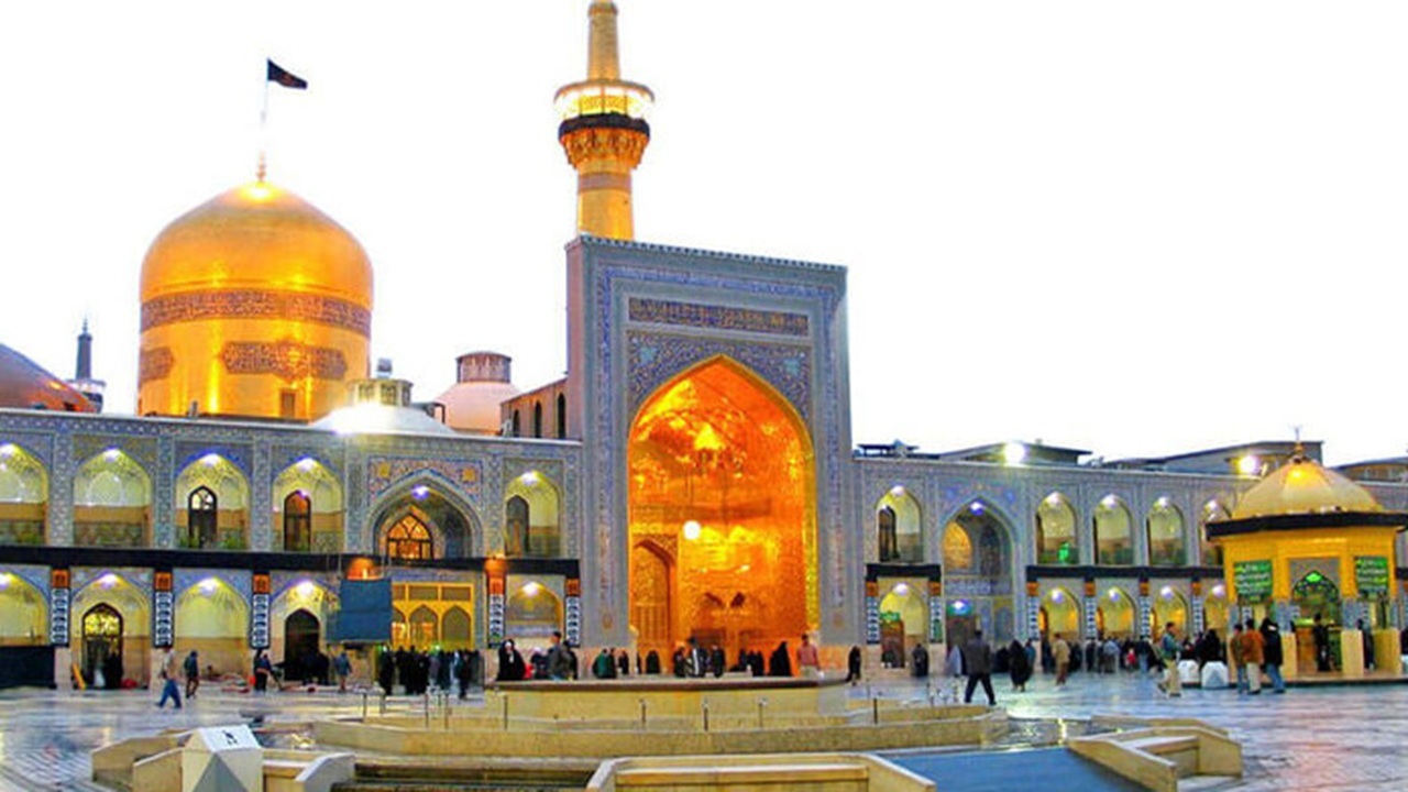 فیلمی از ذوق و شوق کودکانه در آستان مقدس امام رضا (ع) + فیلم
