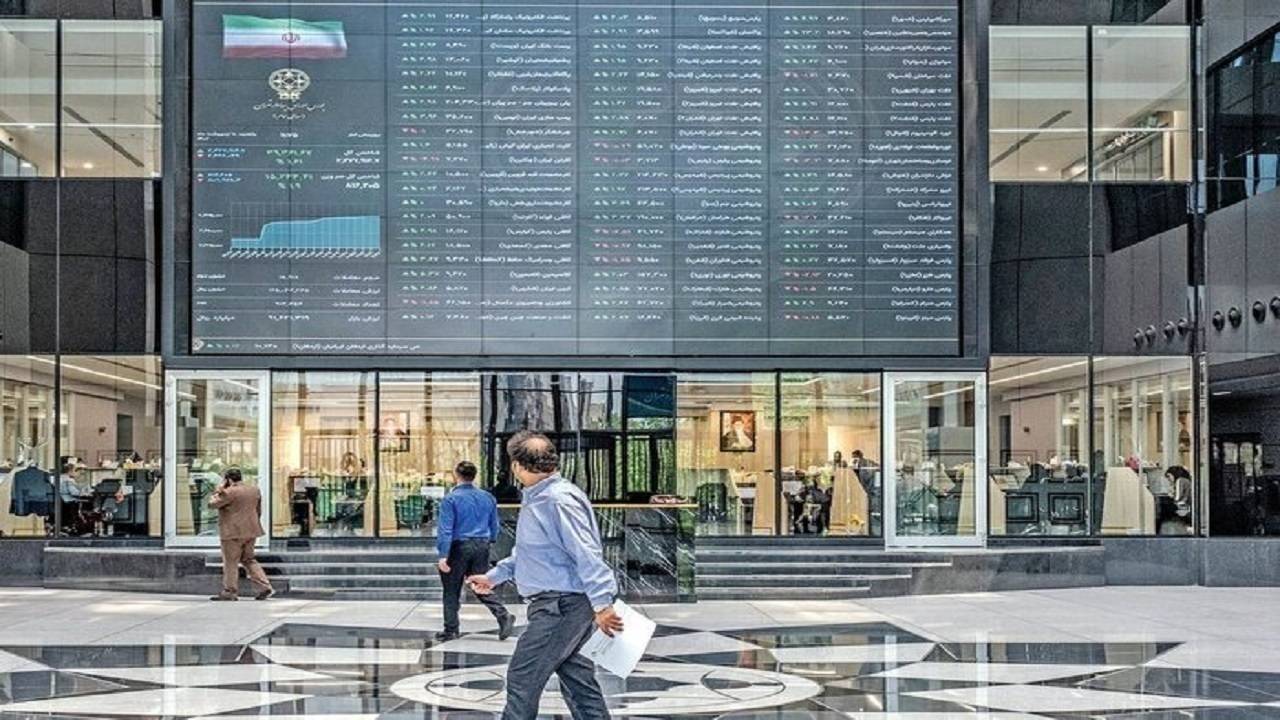 اصلاح شاخص کل بورس/ ارزش معاملات خرد سهام در پایان مبادلات امروز از مرز ۱۹ همت عبور کرد