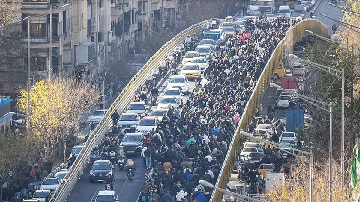 باشگاه خبرنگاران -تجمع در بازار، هلهله در رسانه‌های معاند