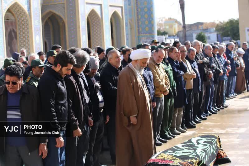پیکر پدر شهید هاشمی‌نژاد در شیراز تشییع شد + تصاویر