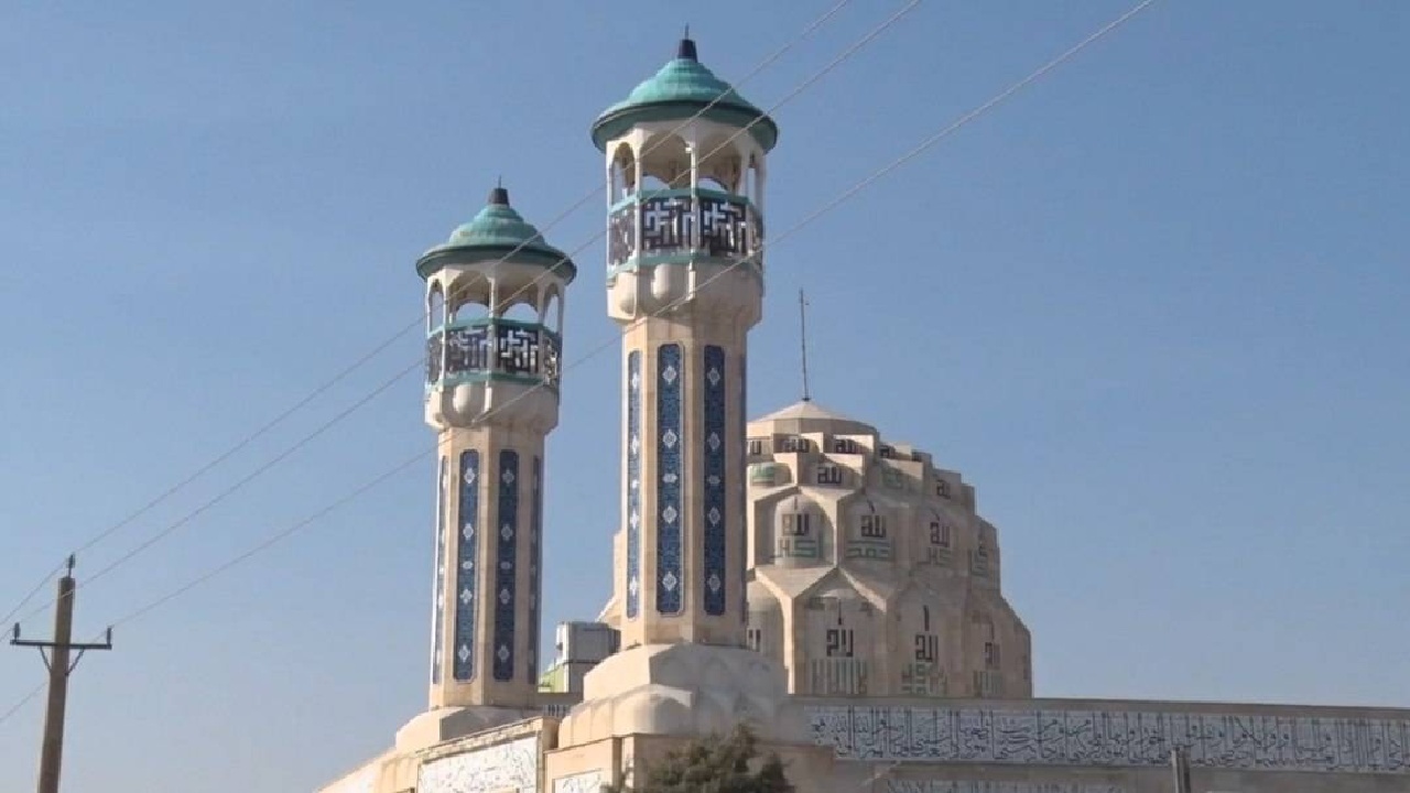 آتش‌سوزی تروریستی مسجدصاحب‌الزمان (عج) در شهرک بعثت؛ نماز تعطیل نشد
