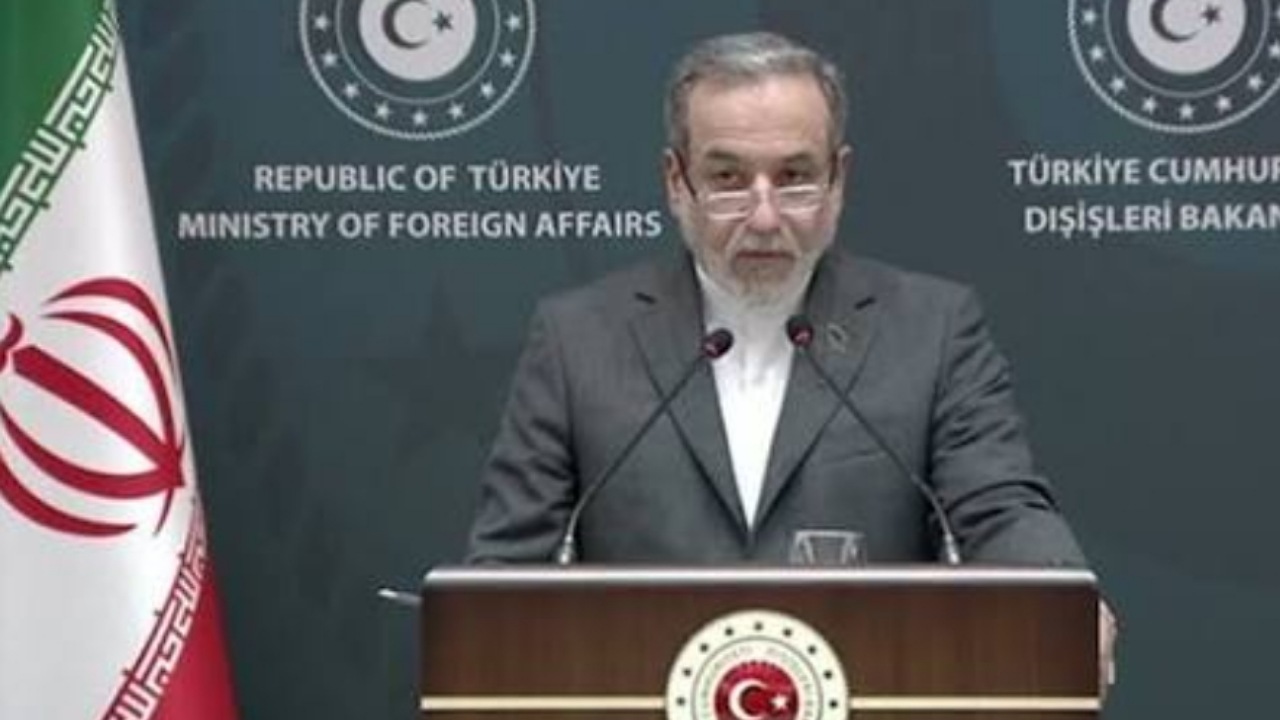عراقچی: مداخلات فرامنطقه‌ای امنیت خاورمیانه را به مخاطره انداخته است