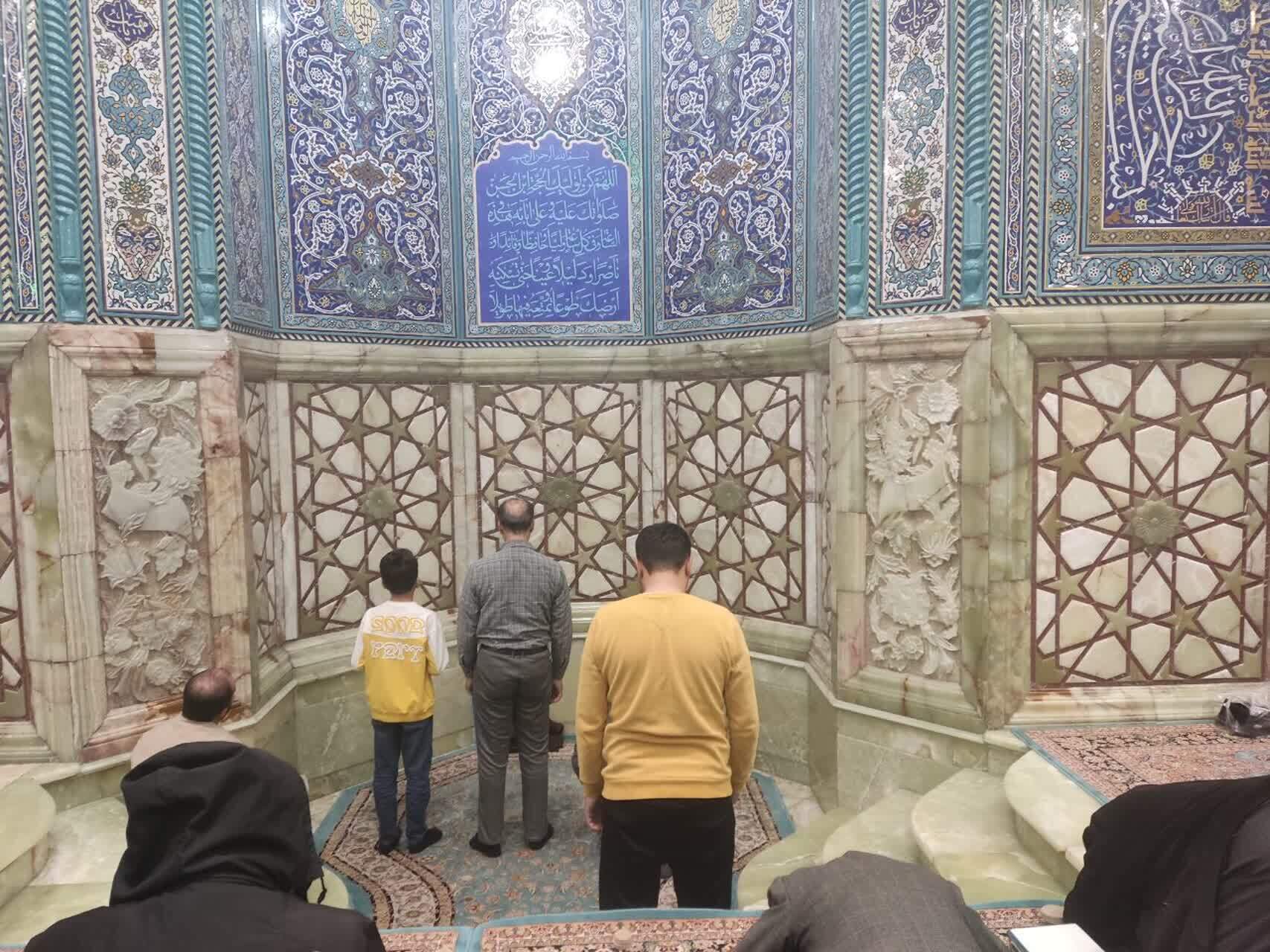 گرامیداشت میلاد منجی عالم بشریت در مسیر قم به جمکران با برپایی ایستگاه صلواتی