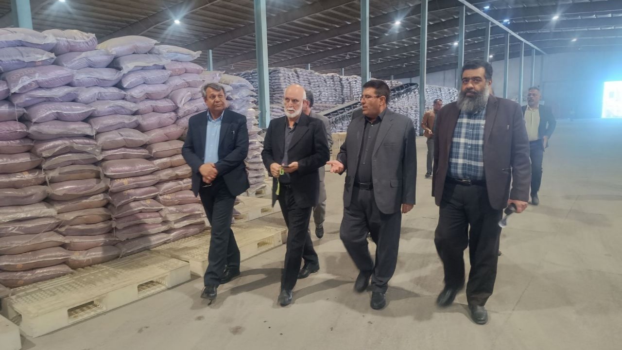 بازدید از انبارهای استراتژیک سیستان و بلوچستان