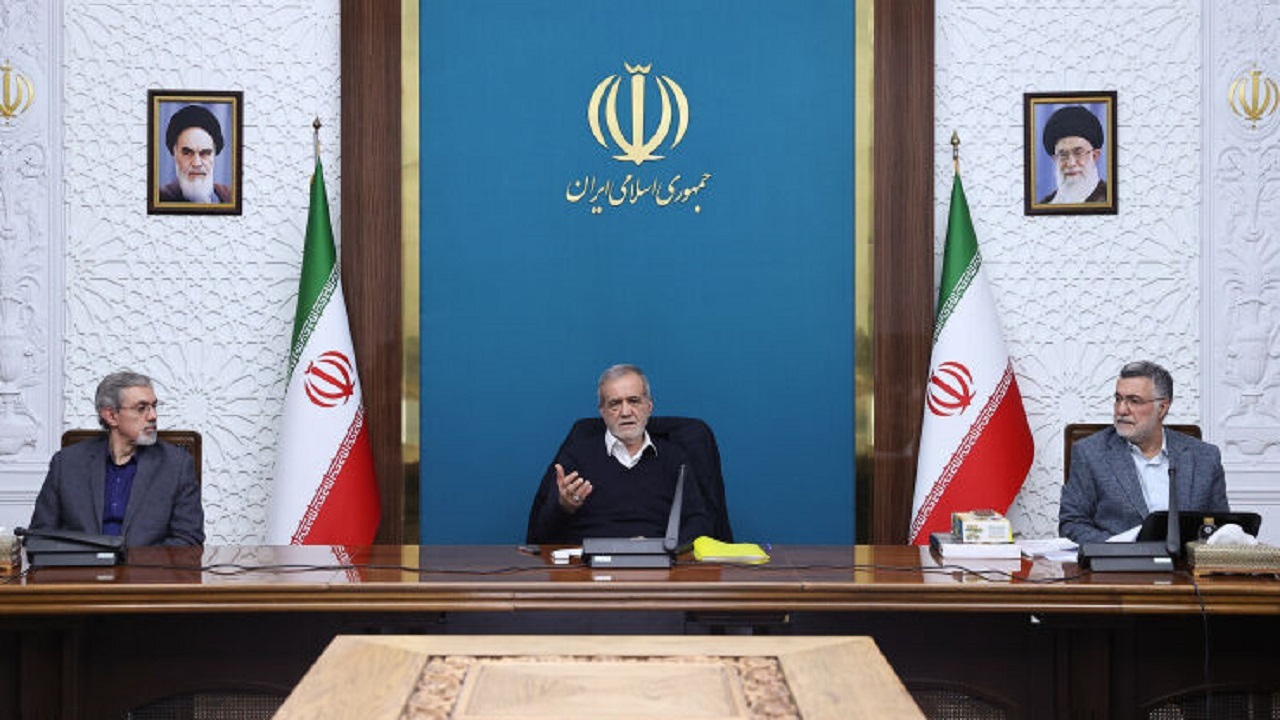 پزشکیان: اعتبارات مرتبط با سلامت مردم نباید در حوزه‌های دیگر هزینه شود