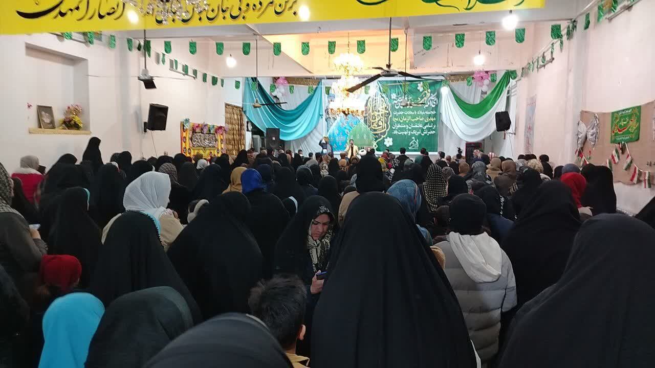 نیشابور در شب نیمه شعبان غرق در شادی و سرور شد