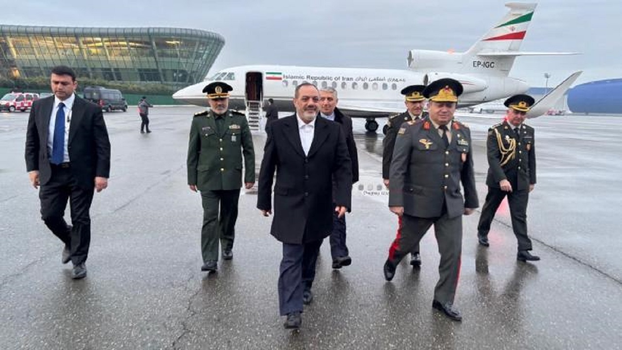 سفر وزیر دفاع به جمهوری آذربایجان