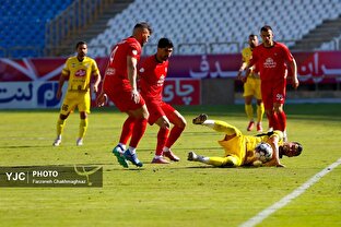 لیگ برتر فوتبال / فجر سپاسی - تراکتور