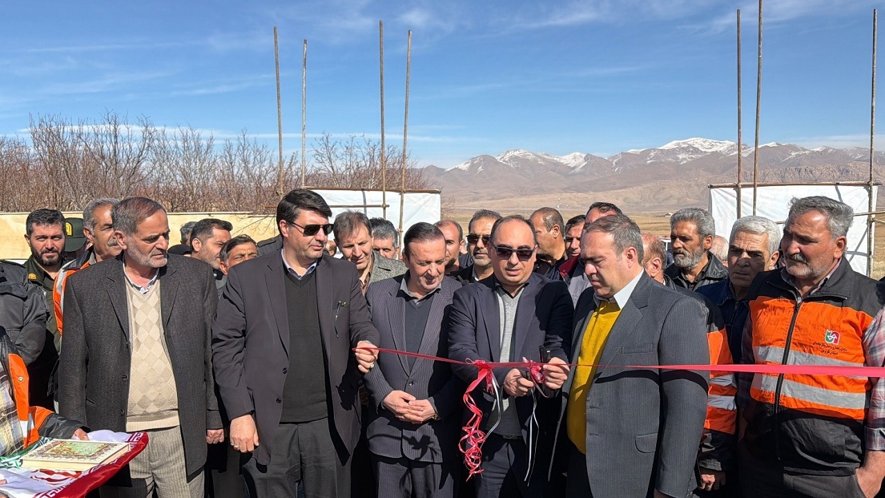 توسعه راه‌های روستایی شهرستان آوج با افتتاح ۴ طرح راهداری