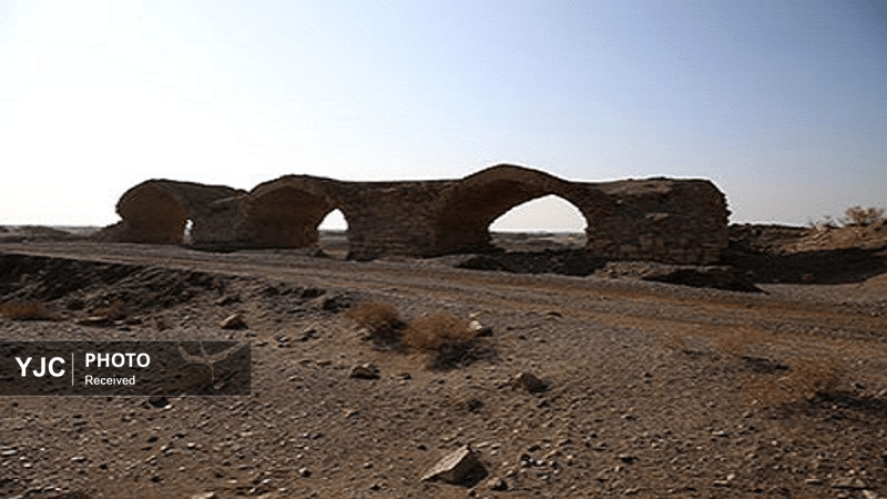 کاروان&zwnj;سرایی که تاریخش در حال فرو ریختن است+تصاویر