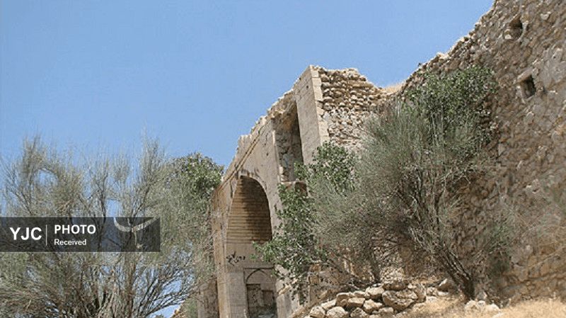 کاروان&zwnj;سرایی که تاریخش در حال فرو ریختن است+تصاویر
