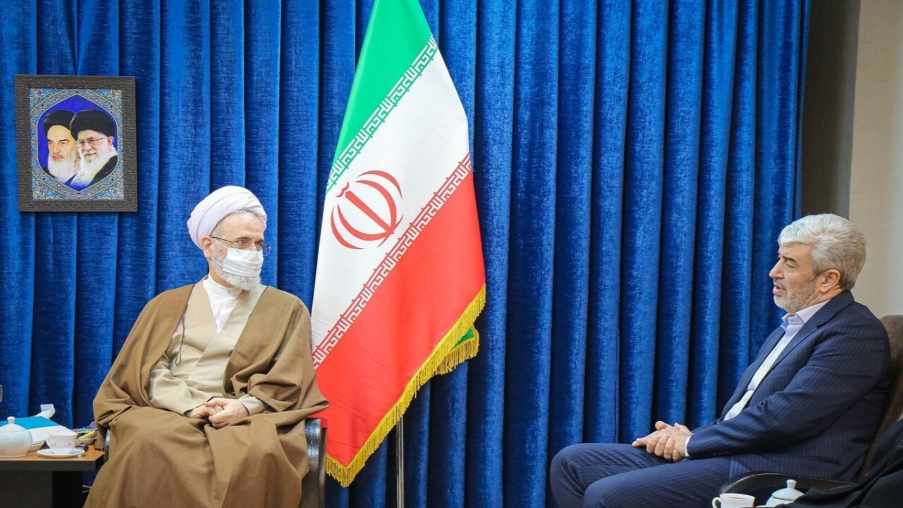 الگو‌های فعلی تربیتی و فرهنگی پاسخگوی پیچیدگی‌های نسل جدید نیست