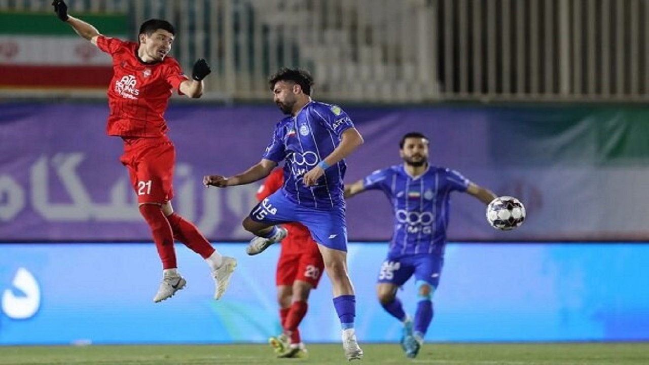 بازی‌های استقلال، سپاهان و تراکتور به تعویق افتاد