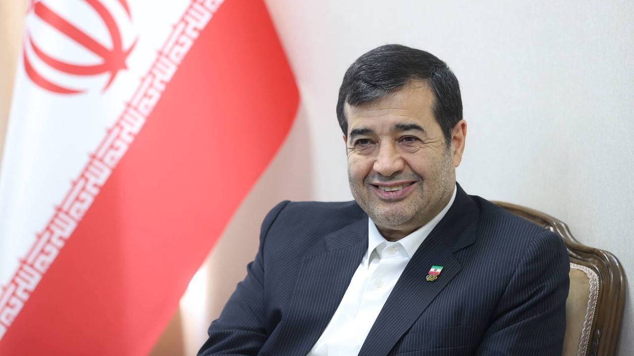 تماس تلفنی وزیر ورزش و جوانان با قهرمانان فوتسال آسیا