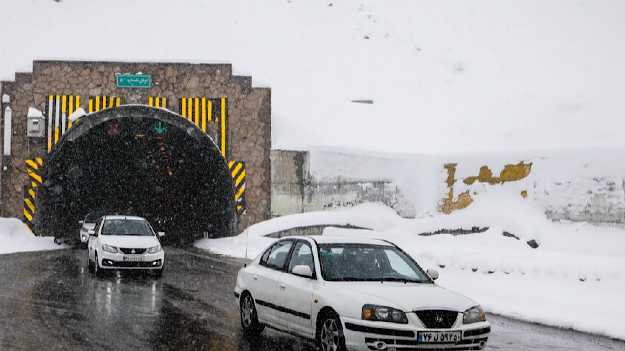 بارش برف و باران در ۲۶ استان کشور/ انسداد ۷ محور مواصلاتی