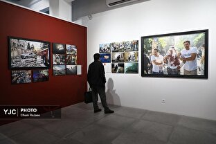 نمایشگاه عکس «زندگی در جنگ»