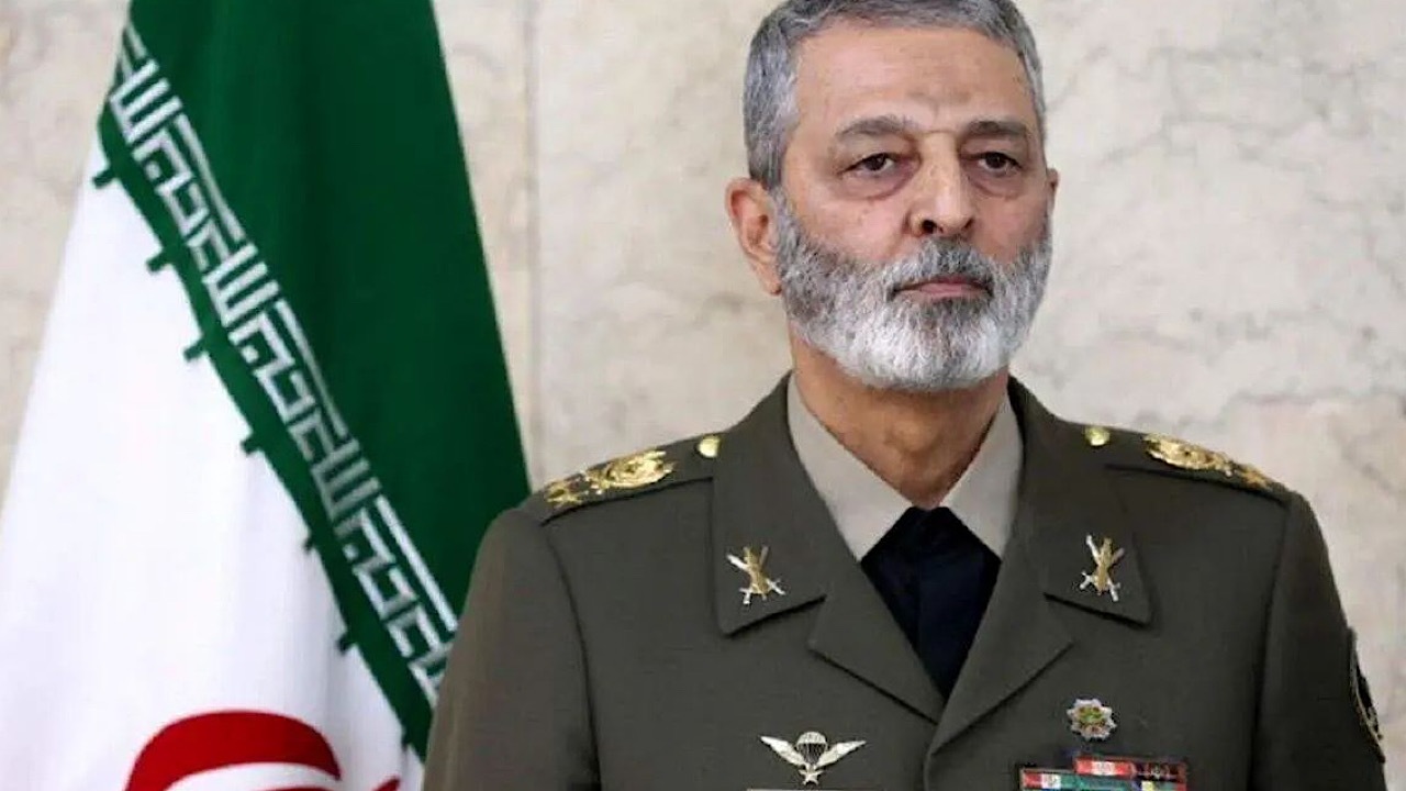 پاسداران انقلاب لحظه‌ای از حضور در صحنه‌های نیاز کشور دریغ نخواهند کرد