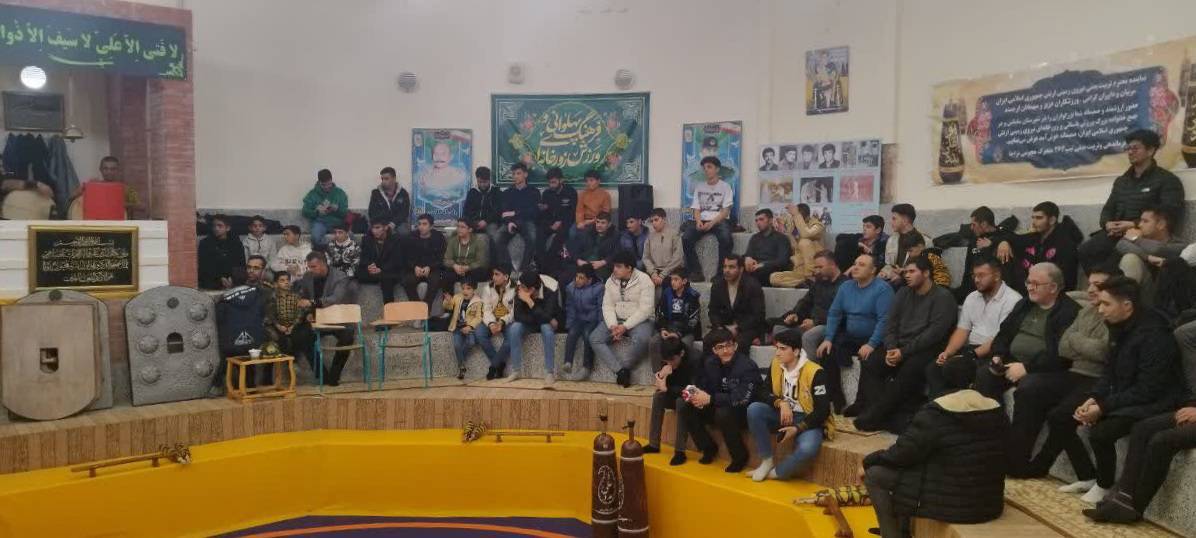 برگزاری مسابقات زورخانه‌ای نیروی زمینی ارتش ایران در سلماس+ فیلم