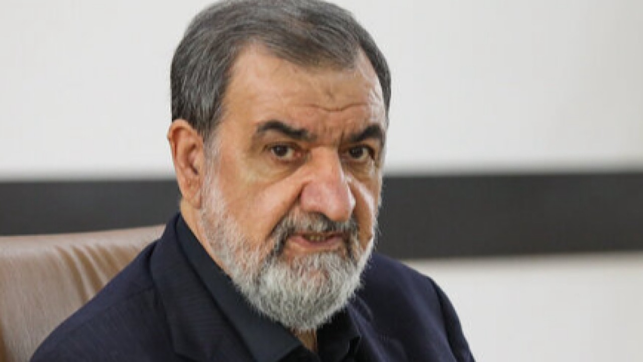 محسن رضایی: امروز جهان شاهد رونمایی از ماهیت واقعی آمریکا است