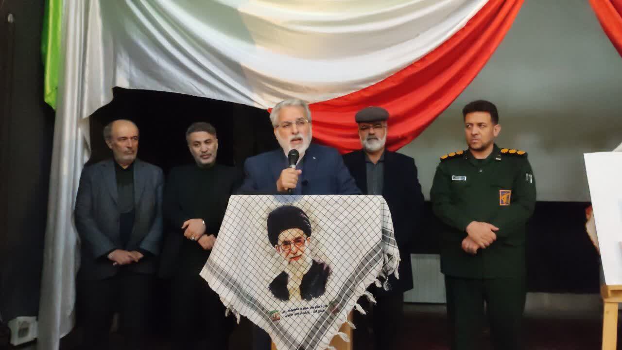 مراسم رونمایی از &laquo;شمیم آلاله&zwnj;ها&raquo; همزمان با جشن پیروزی انقلاب در صالح&zwnj;آباد