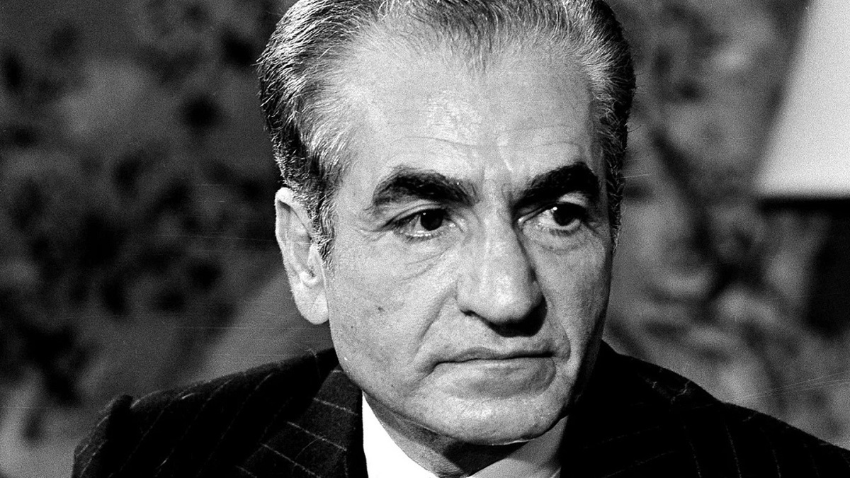 دعای ماندگار امام خمینی (ره) برای سربلندی ایران + فیلم