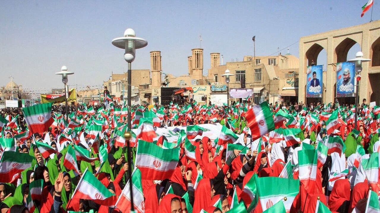 صحنه نمایش عظمت ملت ایران در سالروز پیروزی انقلاب/ اقتدار دوباره مردم ایران، دشمنان را مایوس کرد