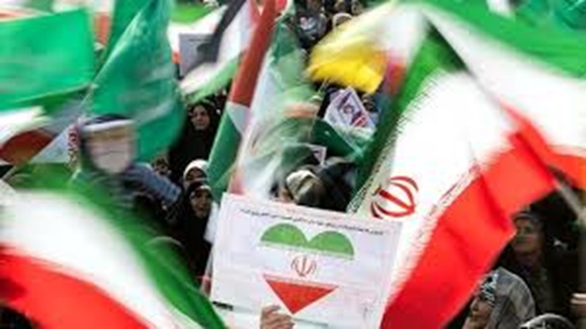 حضور رئیس قوه قضاییه در راهپیمایی ۲۲ بهمن + فیلم