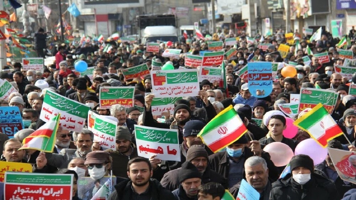 باشگاه خبرنگاران -برگزاری راهپیمایی یوم الله ۲۲ بهمن در البرز + تصویر