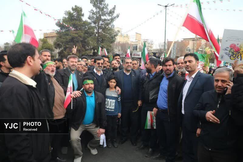 خروش مردم انقلابی قم در راهپیمایی ۲۲ بهمن
