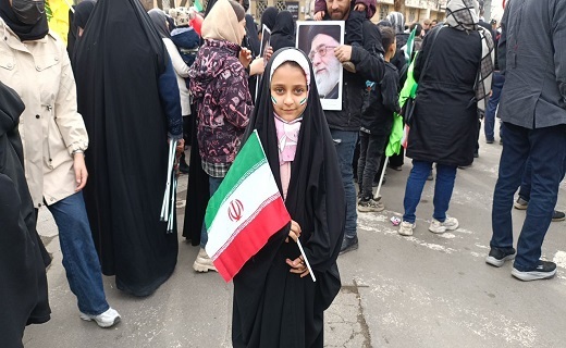 جشن ۴۷ سالگی انقلاب و حضور مردم قزوین در راهپیمایی ۲۲ بهمن+ تصاویر و فیلم