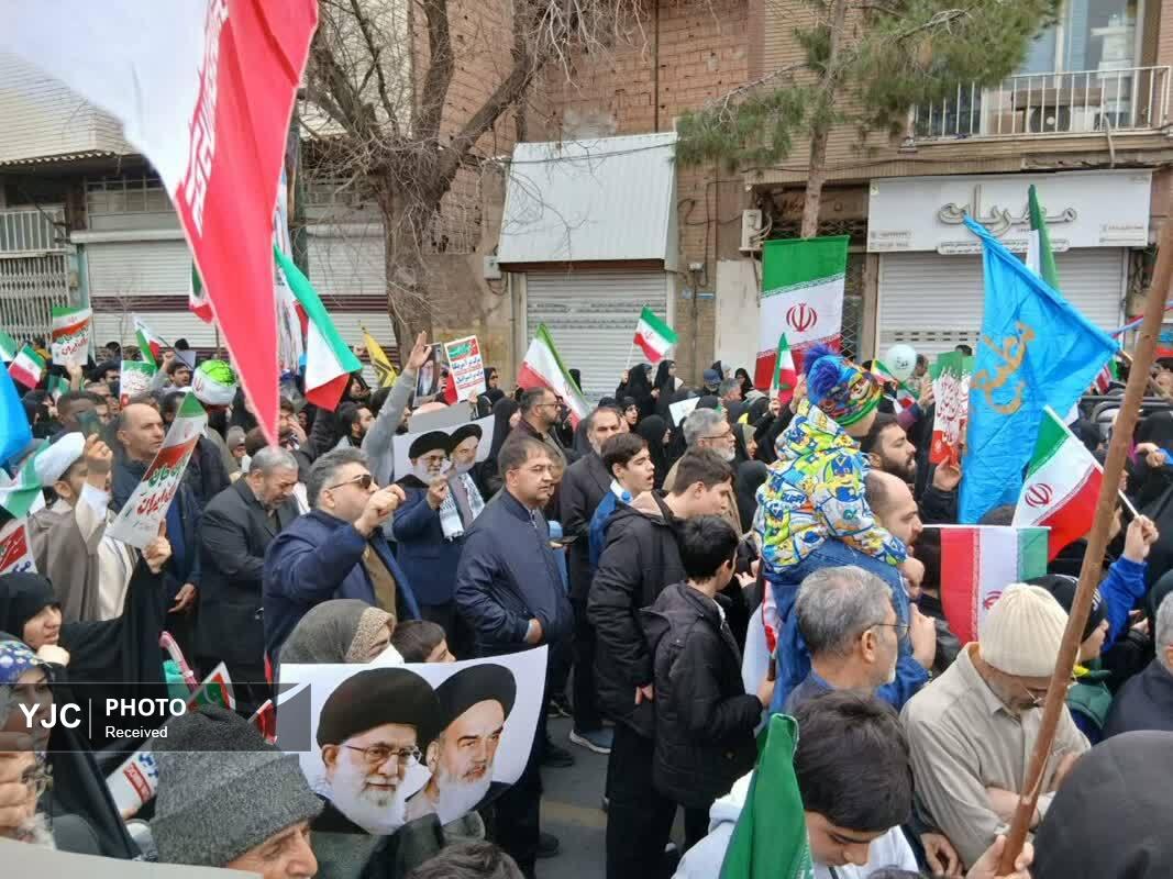 خروش مردم انقلابی قم در راهپیمایی ۲۲ بهمن