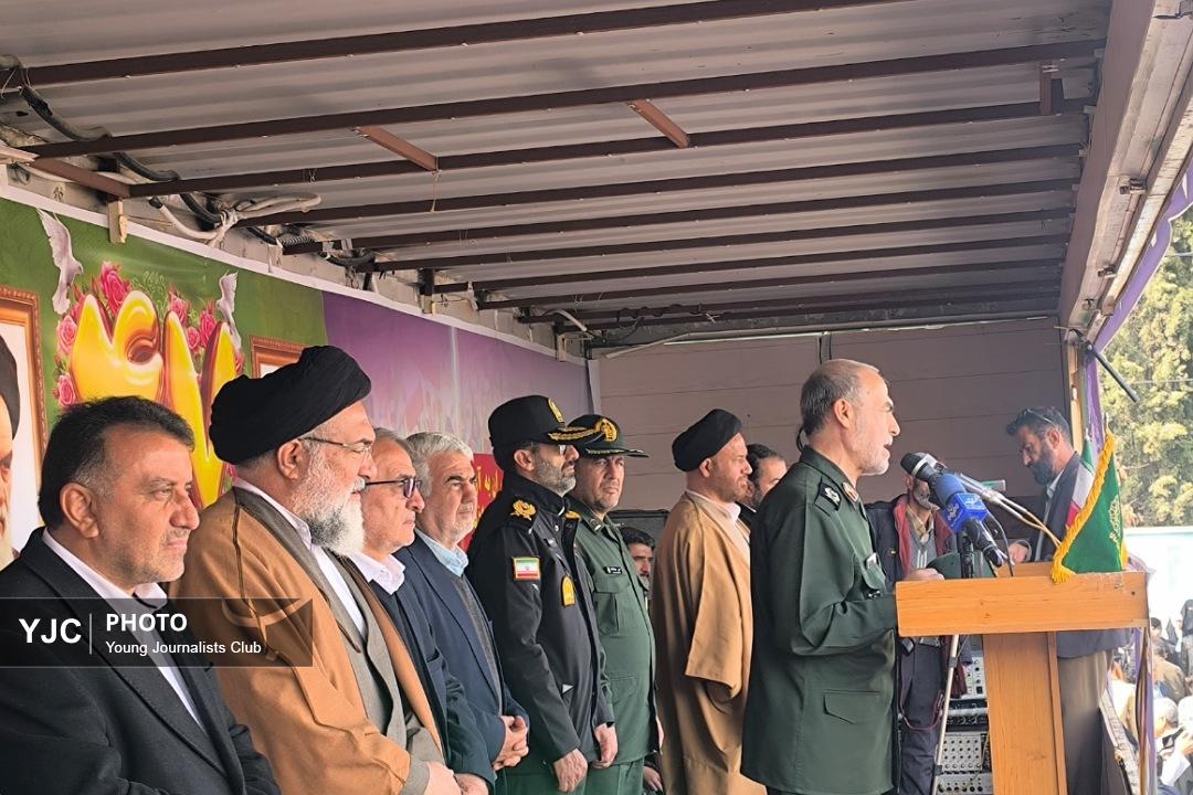 ملت ایران نه با مذاکره و نه با تهدید تسلیم دشمنان نمی‌شود