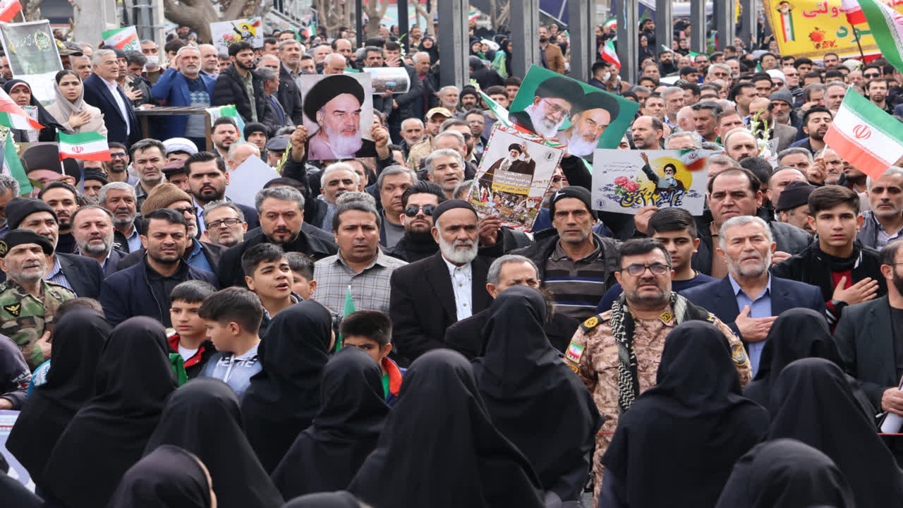 حضور با شکوه بهارستانی‌ها در چهل و هفتمین جشن بهار انقلاب + عکس