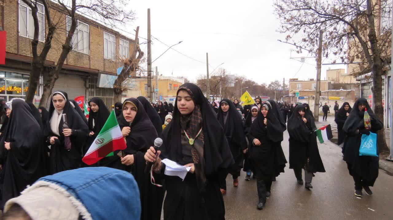 گزارش تصویری از راهپیمایی ۲۲بهمن ماه در هریس