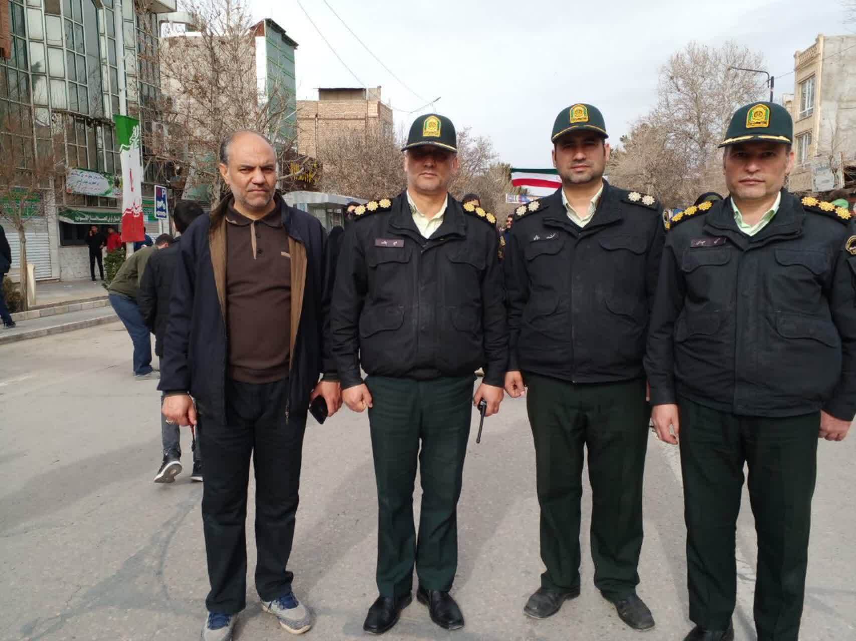 حضور ماموران نیروی انتظامی در مراسم یوم الله 22 بهمن