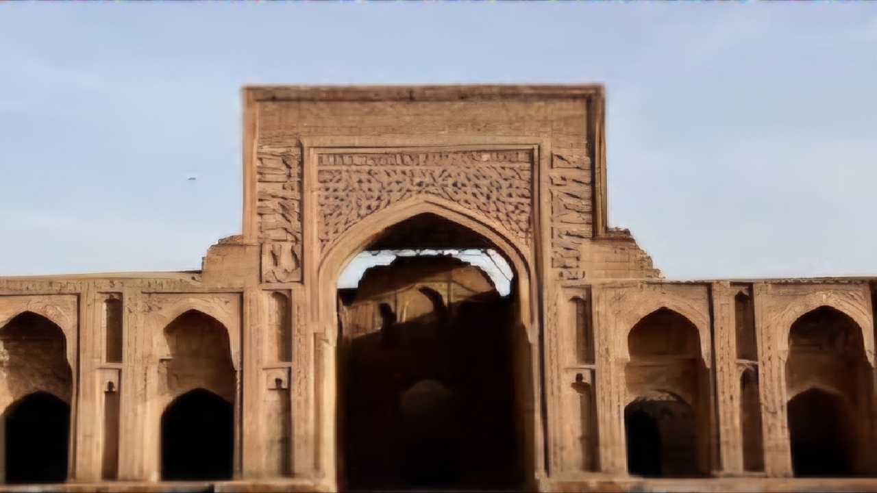 کاروانسرای گوشهٔ شهنشاه لرستان؛ ایستگاهی فراموش‌شده در راه‌های کهن زاگرس