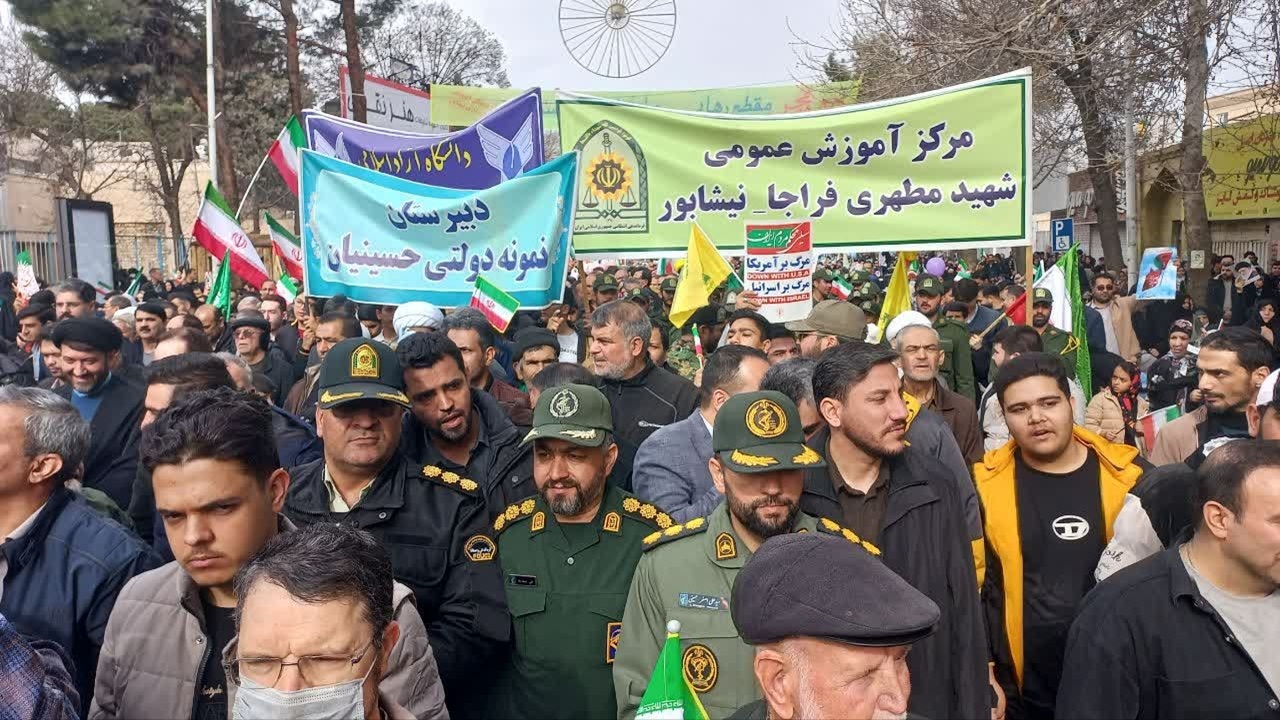 راهپیمایی عظیم و باشکوه یوم‌الله ۲۲ بهمن در دیار حدیث سلسله الذهب نیشابور