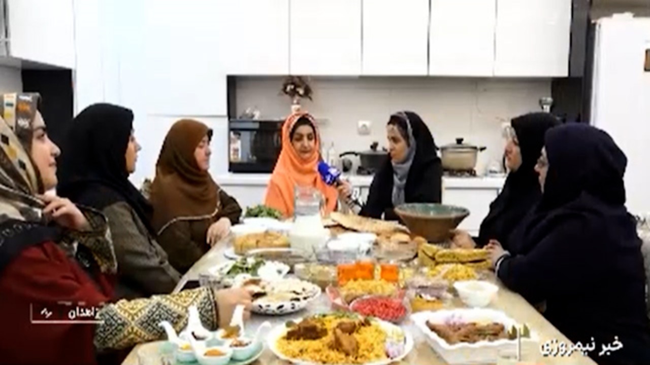 خوراکی‌های رنگارنگ در سرزمین‌های رنگ‌ها + فیلم