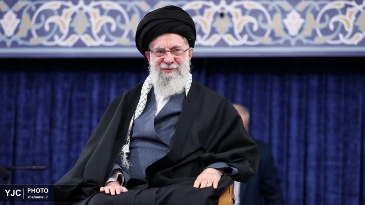 رهبر معظم انقلاب: ما داغدار خون‌های ریخته‌شده در فتنه دی هستیم/ خطرناک‌تر از ناو، سلاحی است که می‌تواند آن را به قعر دریا بفرستد