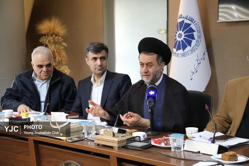 پیشگیری از بیکاری بیش از ۲ هزار نفر با حمایت قضایی از تولید/ بهبود فضای کسب‌وکار فارس