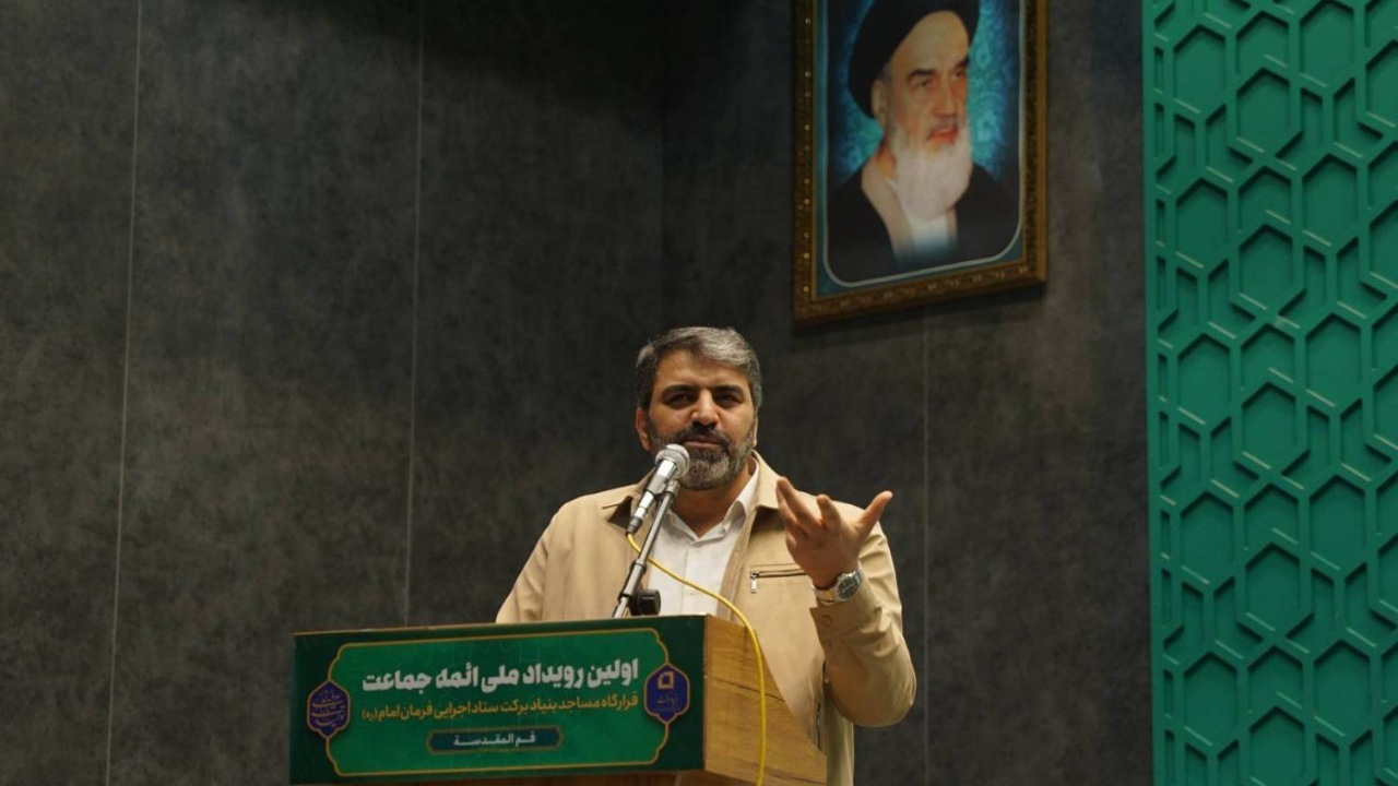 مساجد مهم‌ترین حلقه میانی برای حل مسائل کشور/ ساخت ۸۰۰ مدرسه در یک سال گذشته توسط بنیاد برکت
