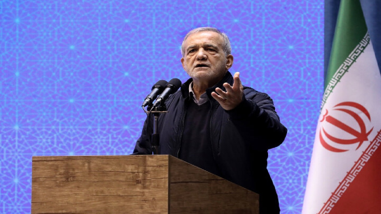 سال ۱۴۰۵ دیگر خاموشی نخواهیم داشت؛ دنبال جنگ نیستیم، اما مقابل قلدری آمریکا سر خم نمی‌کنیم