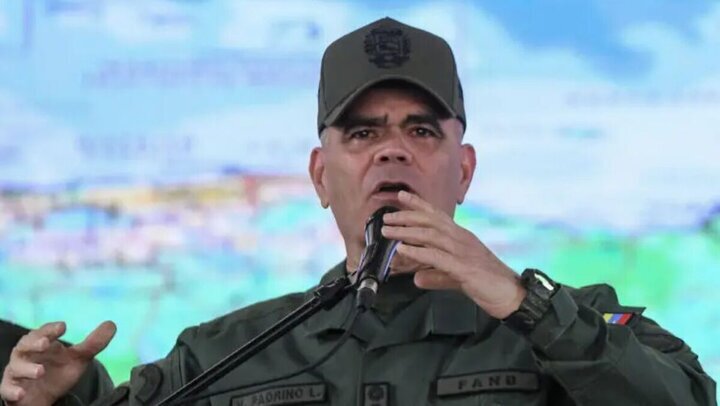 وزیر دفاع ونزوئلا: از تسلیحات جدید علیه کشورمان استفاده شد