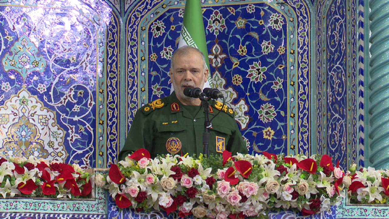 مردم ایران پاسدار انقلابند