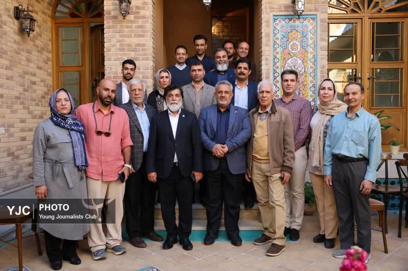 &zwnj;افتتاح خانه صنایع دستی و اقامتگاه بومگردی انگشت دونه در بافت تاریخی شیراز
