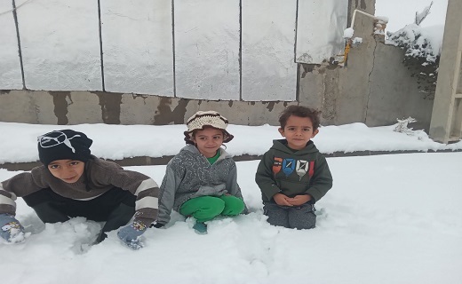 راه اندازی پیست سرسره بازی در روستای خورهشت+ تصاویر و فیلم