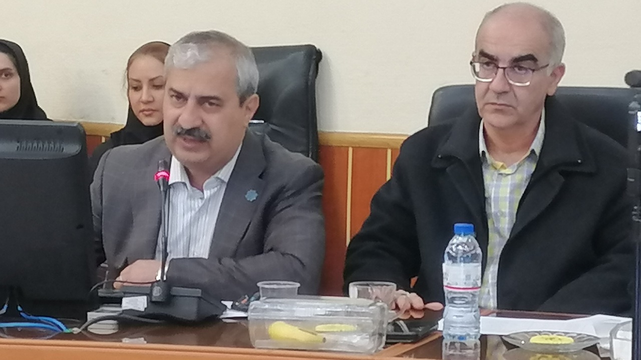 ۷ نانوایی آرد کامل در کرمان داریم