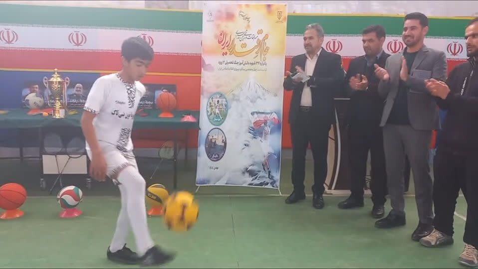 گزارش تصویری از برگزاری مسابقات ورزشی جام اقتدار در صالح آباد