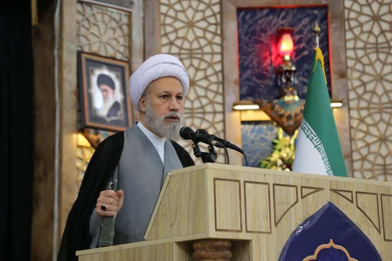 نمایش ناوهای جنگی، حربه تکراری دشمن برای ارعاب ملت ایران است